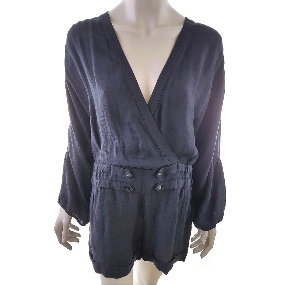 BCBGMaxAzria Navy Romper V-neck balloon Long Sleeve cinched waist elastic back M